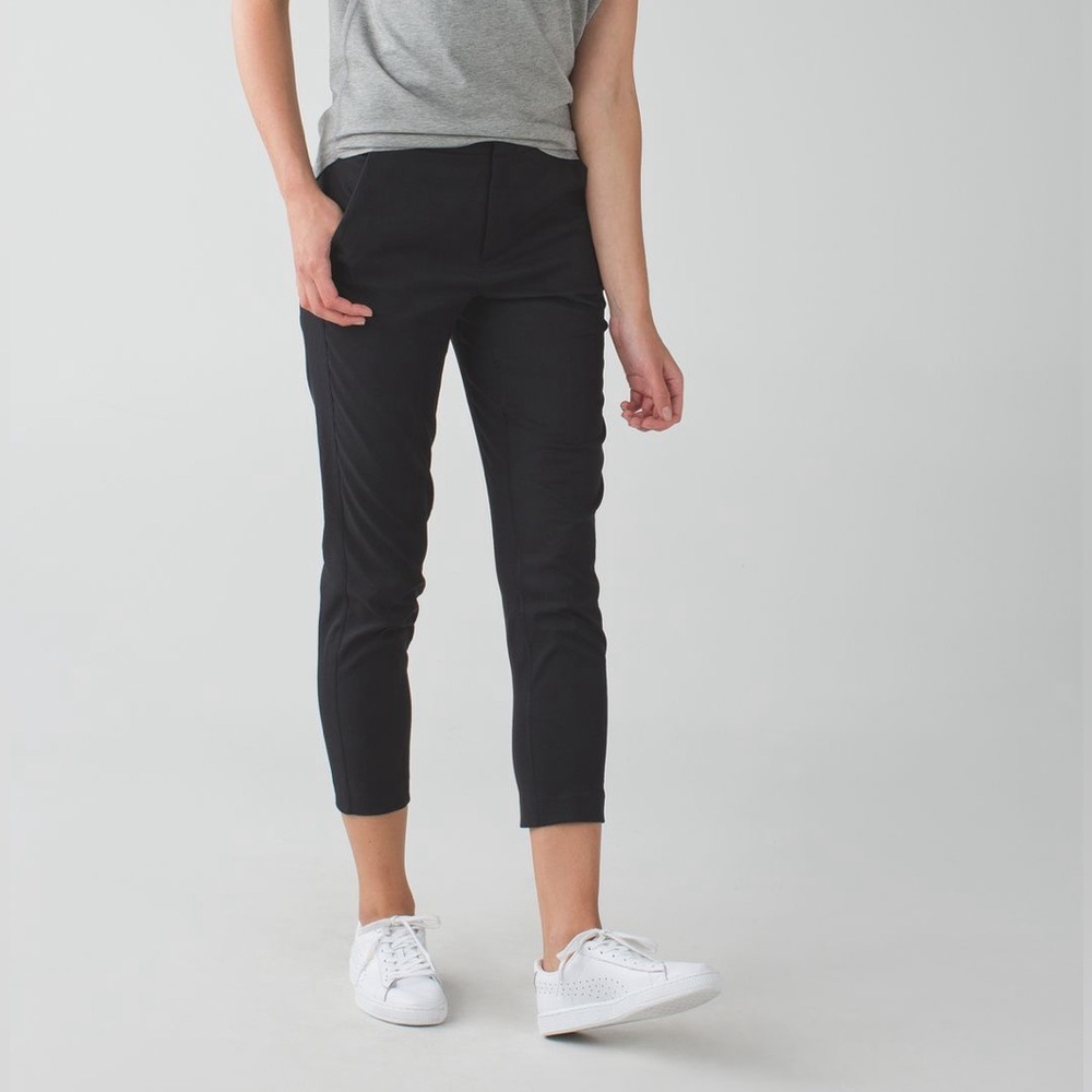 Lululemon city trek trouser - size 4